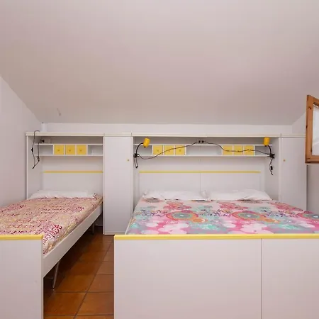 M281 - Marcelli, Comodo Bilocale Con Terrazzo Apartment